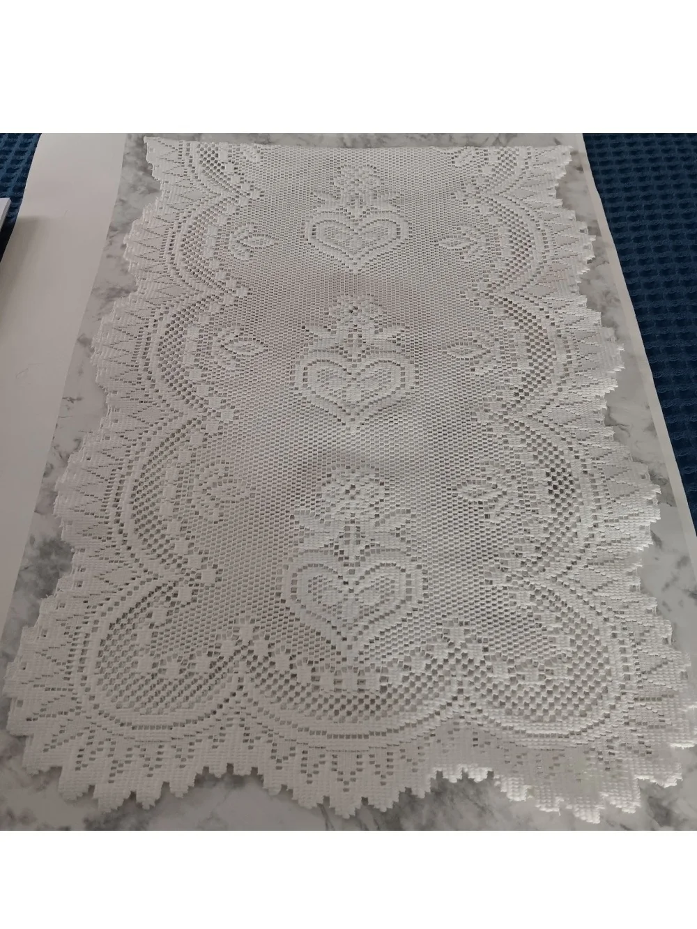 Vintage White Lace Table Runner – Heart & Floral Design – 48